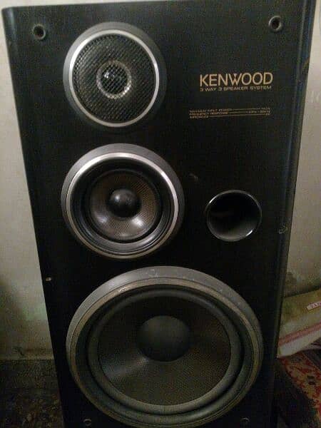 Kenwood speaker 7J. 12