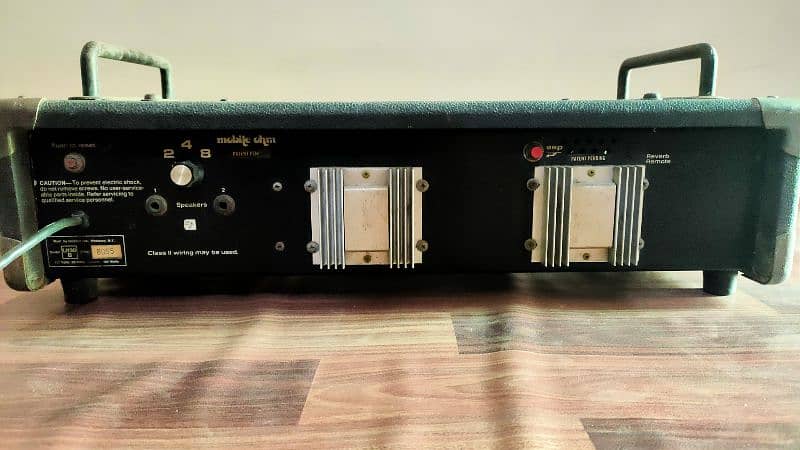 OLD VINTAGE UNIVOX BASS GUITAR AMP HEAD AMPLIFIER U200B 4