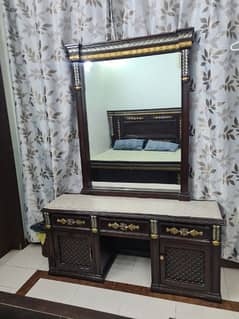 Bed set with Dressing Table