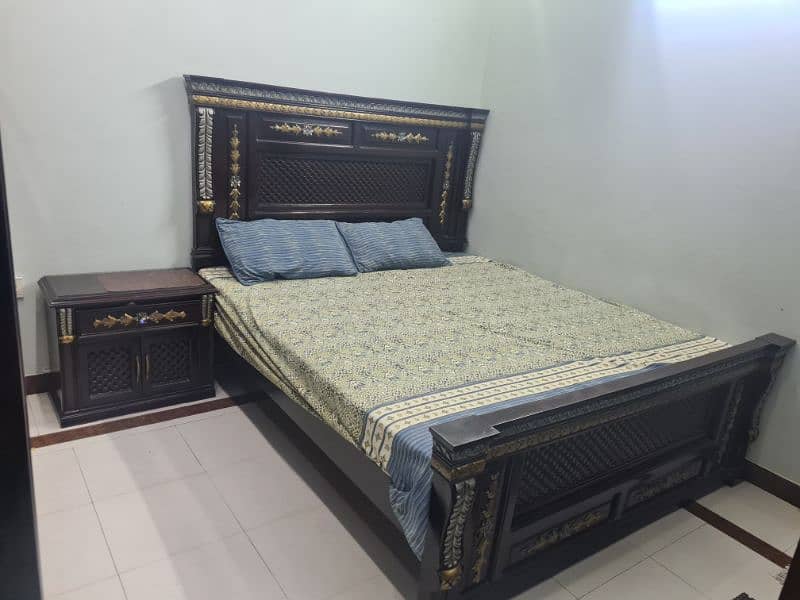 Bed set with Dressing Table 3