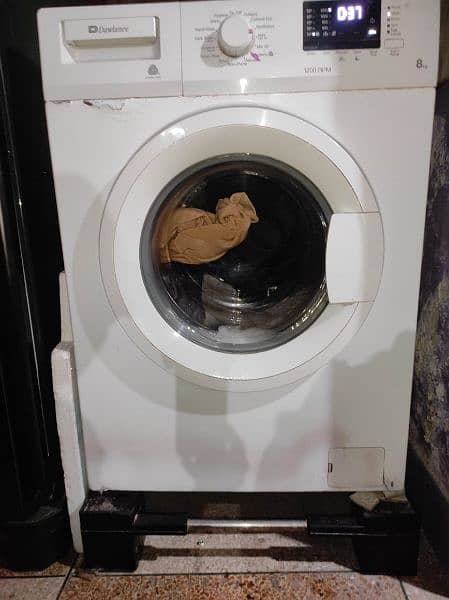 Dawlance Automatic Washing Machine (Front load, 8kg) 2