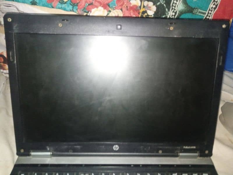 hp laptop for sale good condition 2