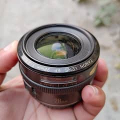Canon EF 28mm f/2.8 USM in great Condition 0
