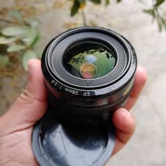 Canon EF 28mm f/2.8 USM in great Condition