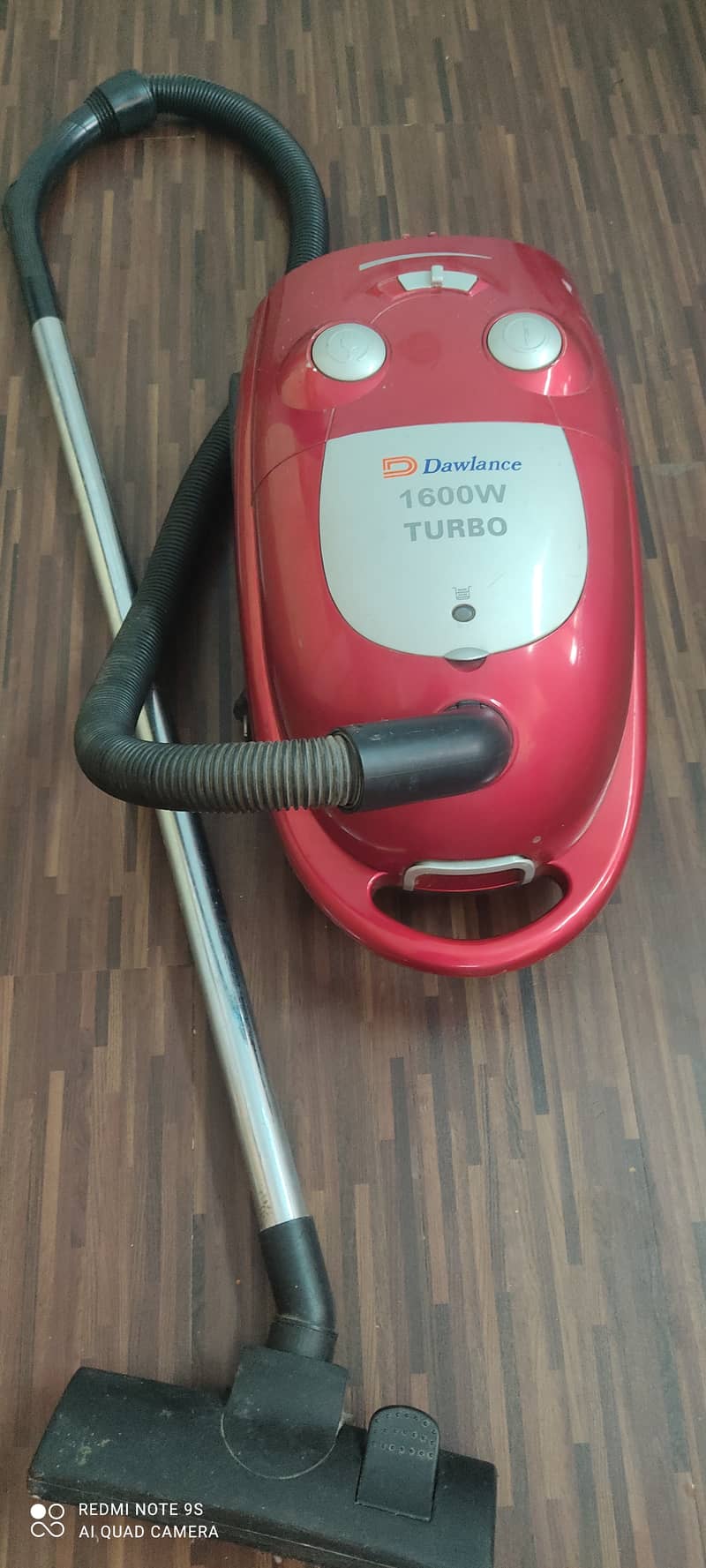 Dawlance 1600W turbo vacuum cleaner 1