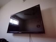32 INCH LED SMART TV FOR SALE | ALMOST NEW |USED BUT IN GOOD CONDITION
