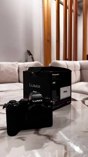 Panasonic lumix S5 Body like New 4