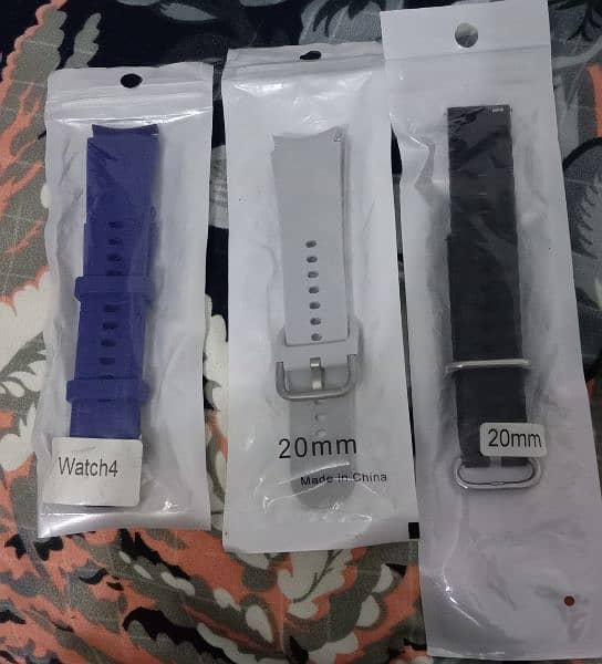 Samsung Galaxy watch Straps and charger 0