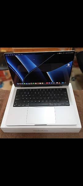 MacBook M2 Pro 2023 16GB 512GB 14" MPHE3 With Box 4