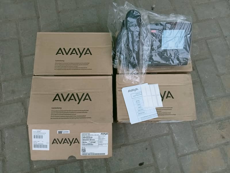 Avaya Nortel System Cards & Phones 1