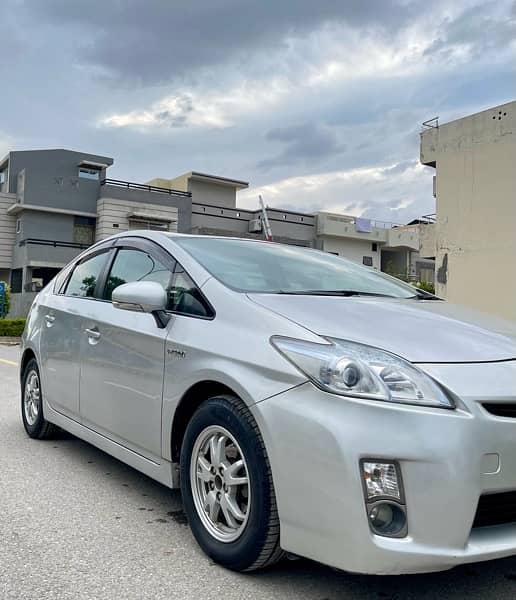 Toyota Prius 2011/2016 For Sale 8