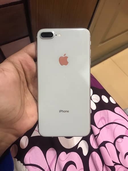 i phone 8 plus 256GB Factory unlock non PTA 4