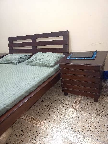 Wooden Bed Queen Size with Side Tables and Mattress 3
