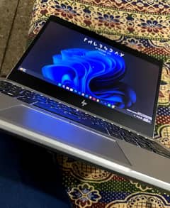 HP elitebook G5 core i5 vpro 8th generation 8/256GB