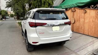 Fortuner Sigma 2022 Scratchless Low Mileage