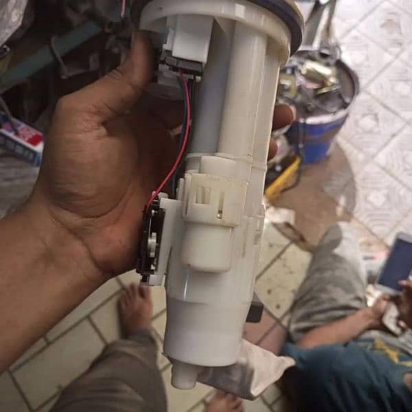 Nissan dayz Geniun complete Fuel Pump Original Kabuli Japani peaces. 2