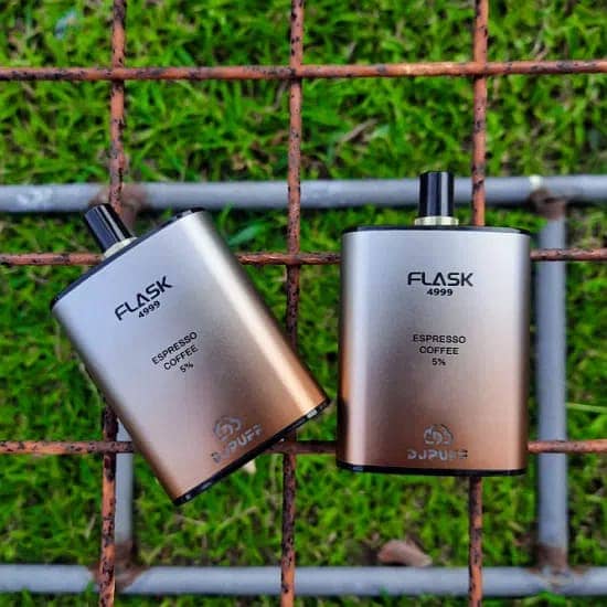 DJ PUFF Flask 4999 Disposables Review Vapes podes pens 2024 10