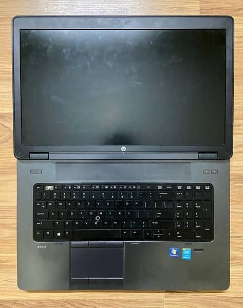 Hp zbook 17 G1 i7 Graphic Designing and Video Editing 3