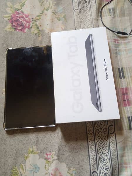 Samsung Galaxy A7 lite tablet for sale like brand new 4