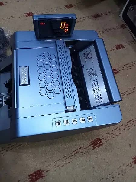 packet-note cash counting machine, with fake note detection No. 1 Bran 9