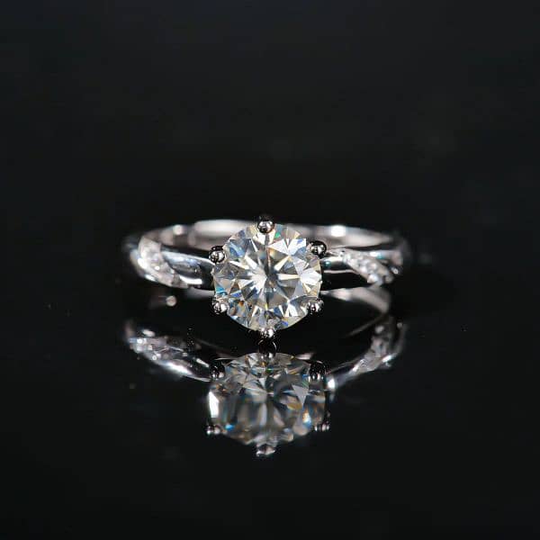 18 K White Gold /Diamond Ring/Silver Moissanite/Ring 2