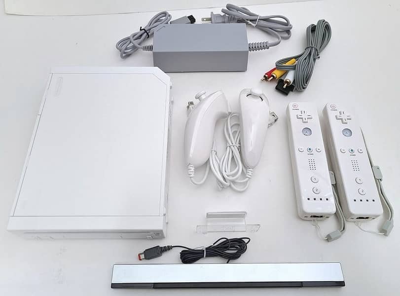 Nintendo Wii Gaming Console 1