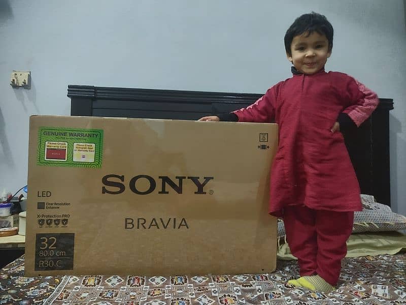 GENUINE SONY LED TV MODEL KLV-32R302C. PRICE IS FINAL. 0