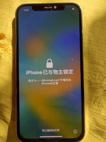 I phone 12 pro condition 10/10 original USA made only isshu phone lock 2