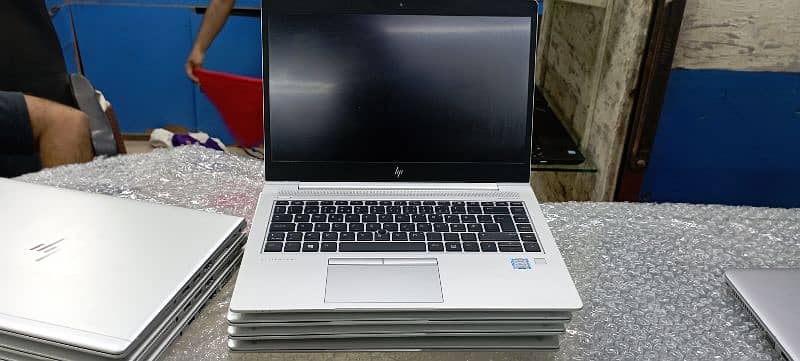 HP ELITBOOK 830 G6 core i5 8th Gen  slim smart ultrabook @ pc world 9