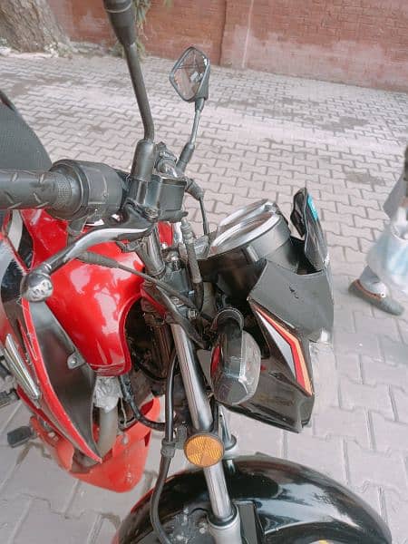 HONDA 150F in outclass condition with fully wrapped 2