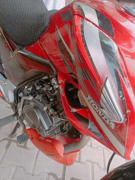 HONDA 150F in outclass condition with fully wrapped 6