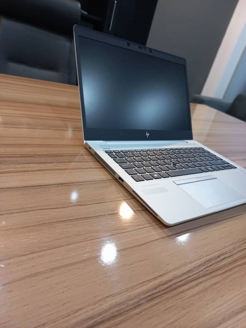 Hp Elitebook 840 G5, Core i5, 8th Gen, 16GB Ram, 512SSD 3