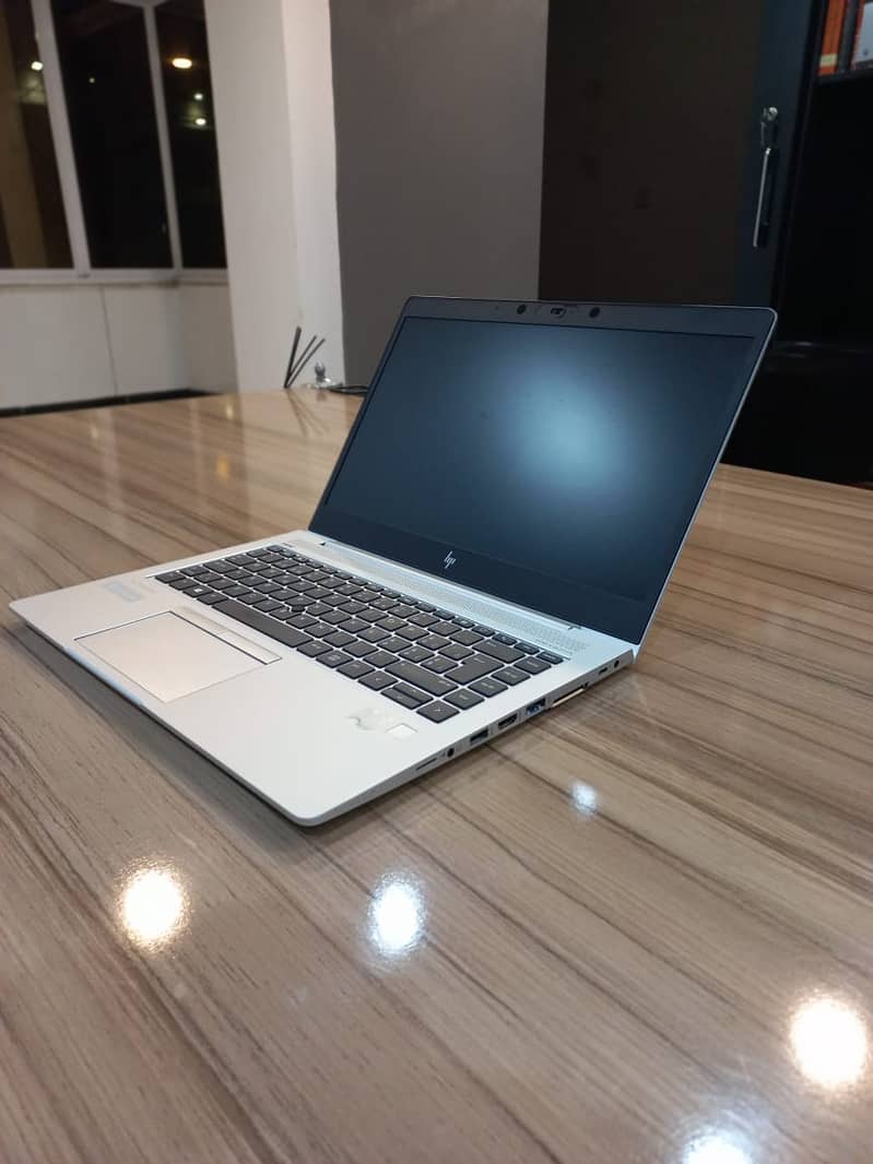 Hp Elitebook 840 G5, Core i5, 8th Gen, 16GB Ram, 512SSD 9