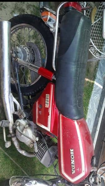 used spare parts of bikes and vespa 5