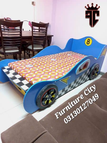 Kid's car bed with master foam. 0