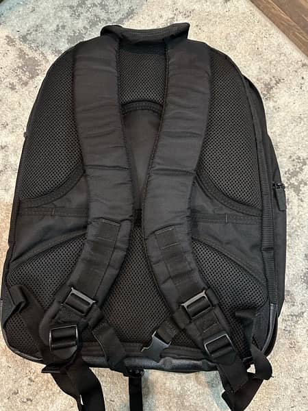Targus 15.6" Revolution Checkpoint-Friendly Backpack 8