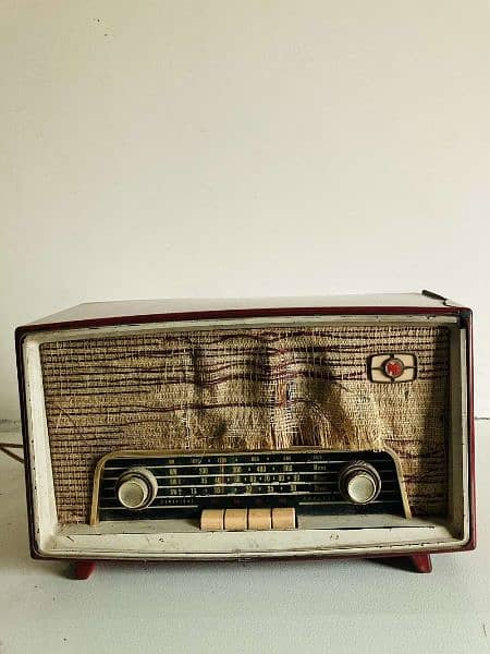1950's BRITISH ANTIQUE RADIO !!! 4