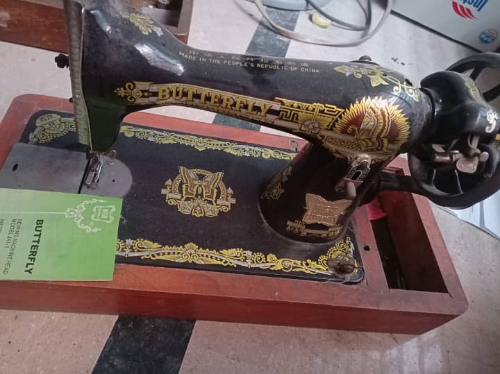 Butterfly brand new sewing machine 0