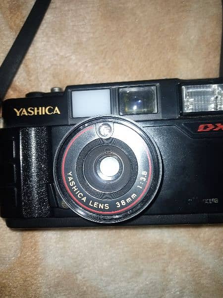 YASHICA Camera MF 2 Super 1
