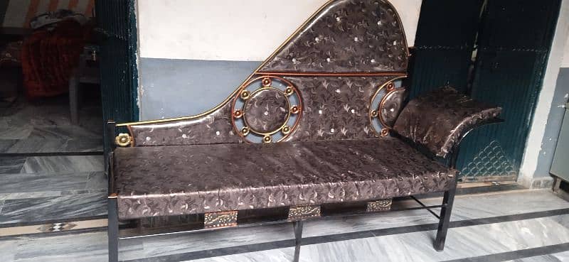 3 seater Iron Dewan new 1