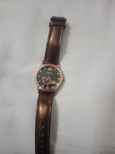 Golden Brown leather wrist watch 1