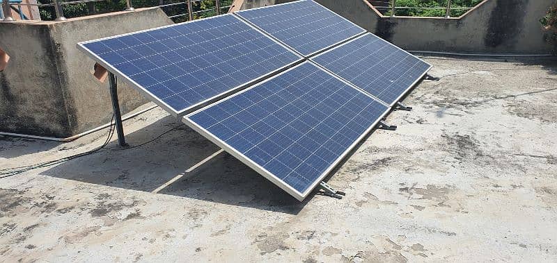 325 waat to 335 waat solar panels for sale. 0