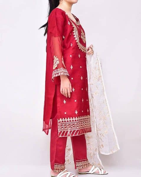 3 pcs Women's stitched Organza Embroidered suit. 0