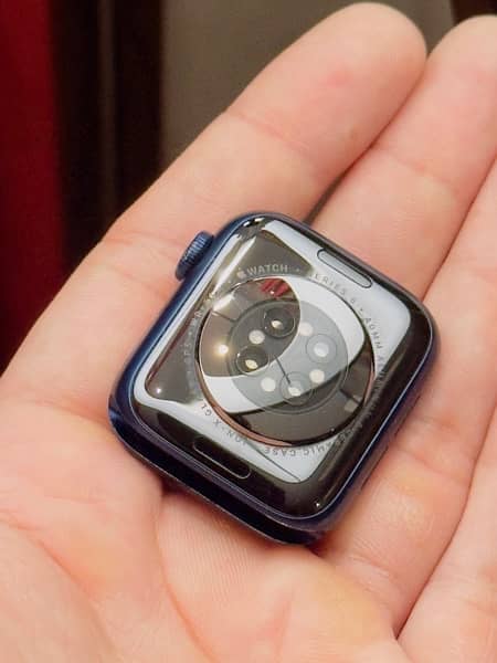 Apple Watch Series 6 40mm 6