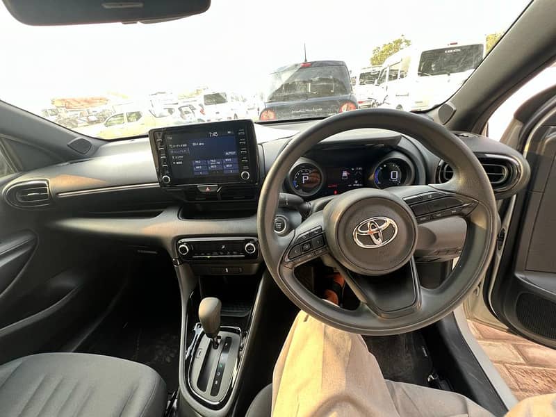 Toyota Yaris G Push Start 2020 3