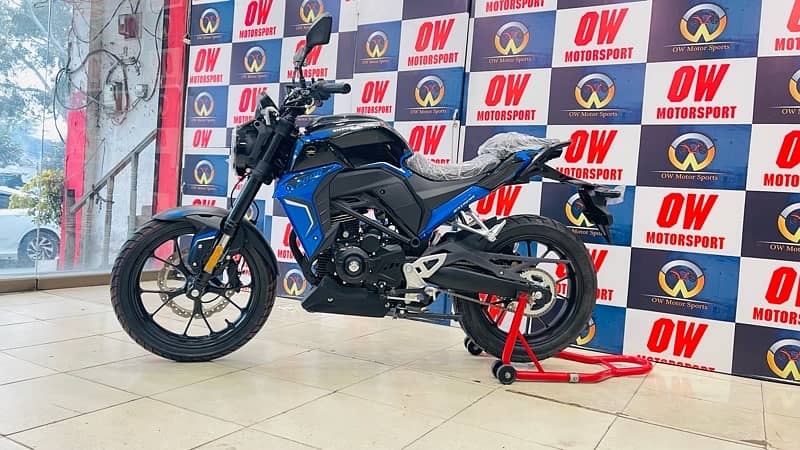 super star 200cc best sports racing bike at OW MOTORS ready to deliver 3