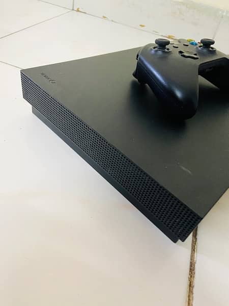 Xbox One X 1 TB 4K Console 2