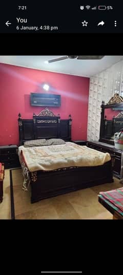 Wooden bed set