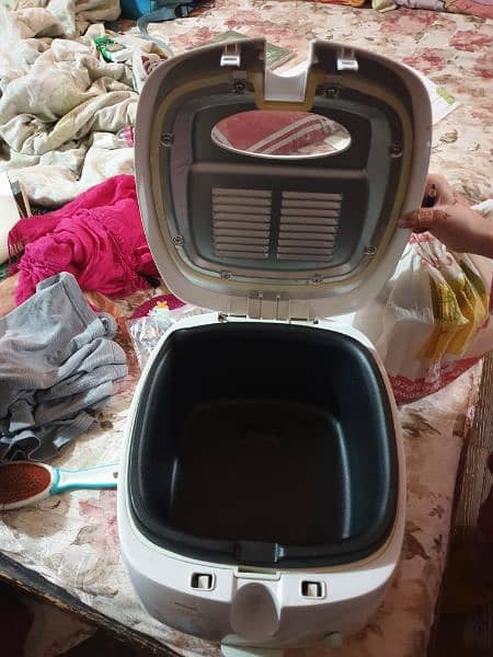 Philips deep Fryer 4