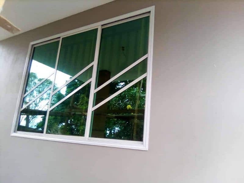 Aluminium Windows / Aluminium Glass Partitions / Tempered Glass Cabins 15